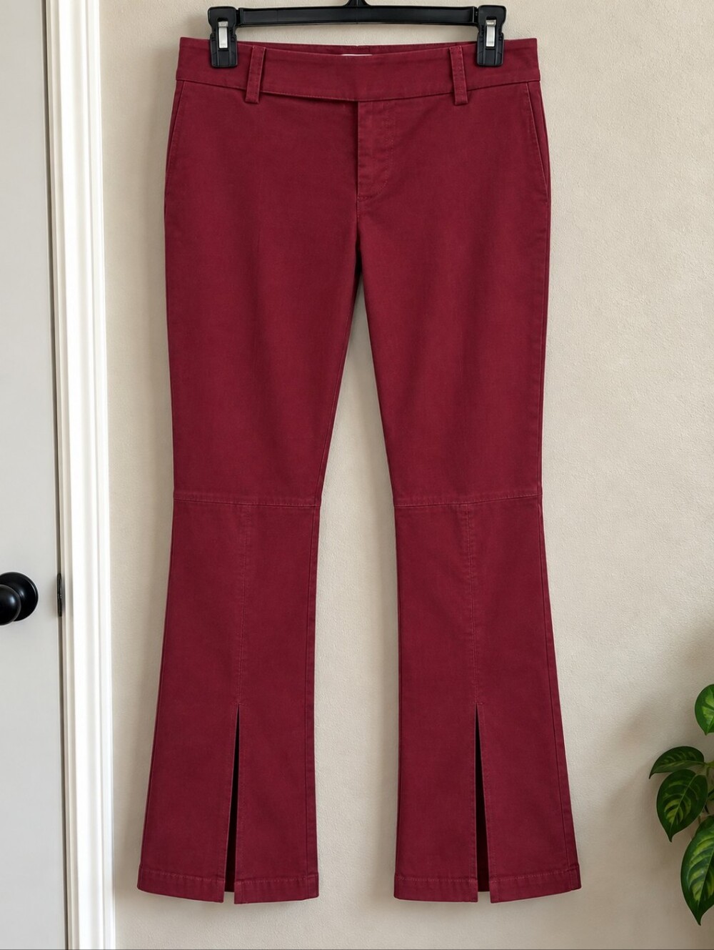 Guess Jeans Burgundy Split Hem Stretch Pants Size 27 Y2K Slim Flare Trousers